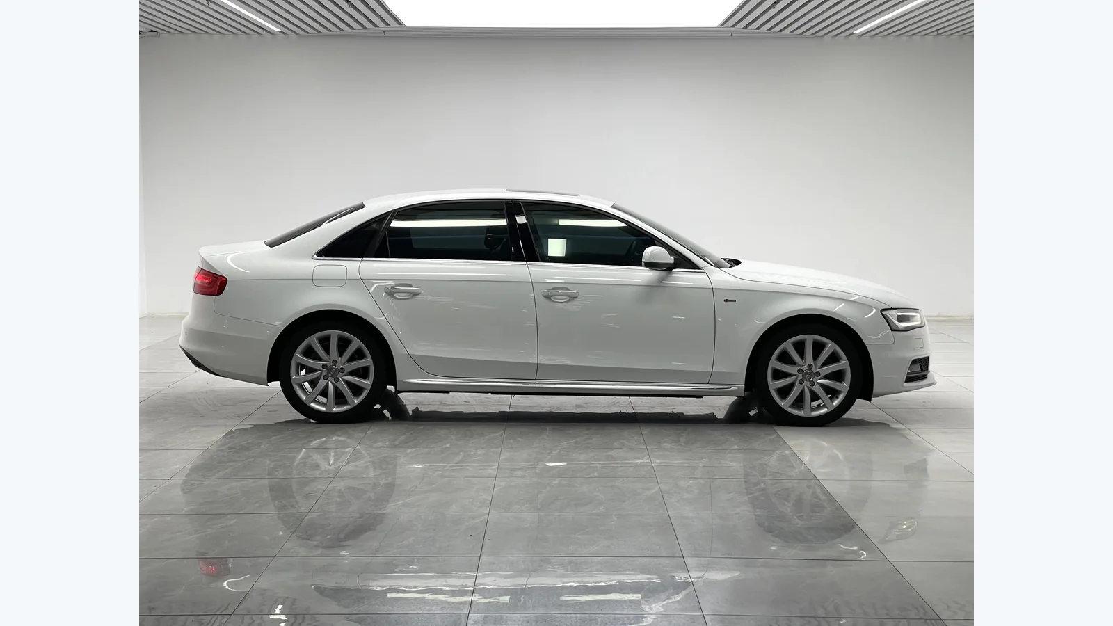 Used Audi A4 Photo 2 thumbnail