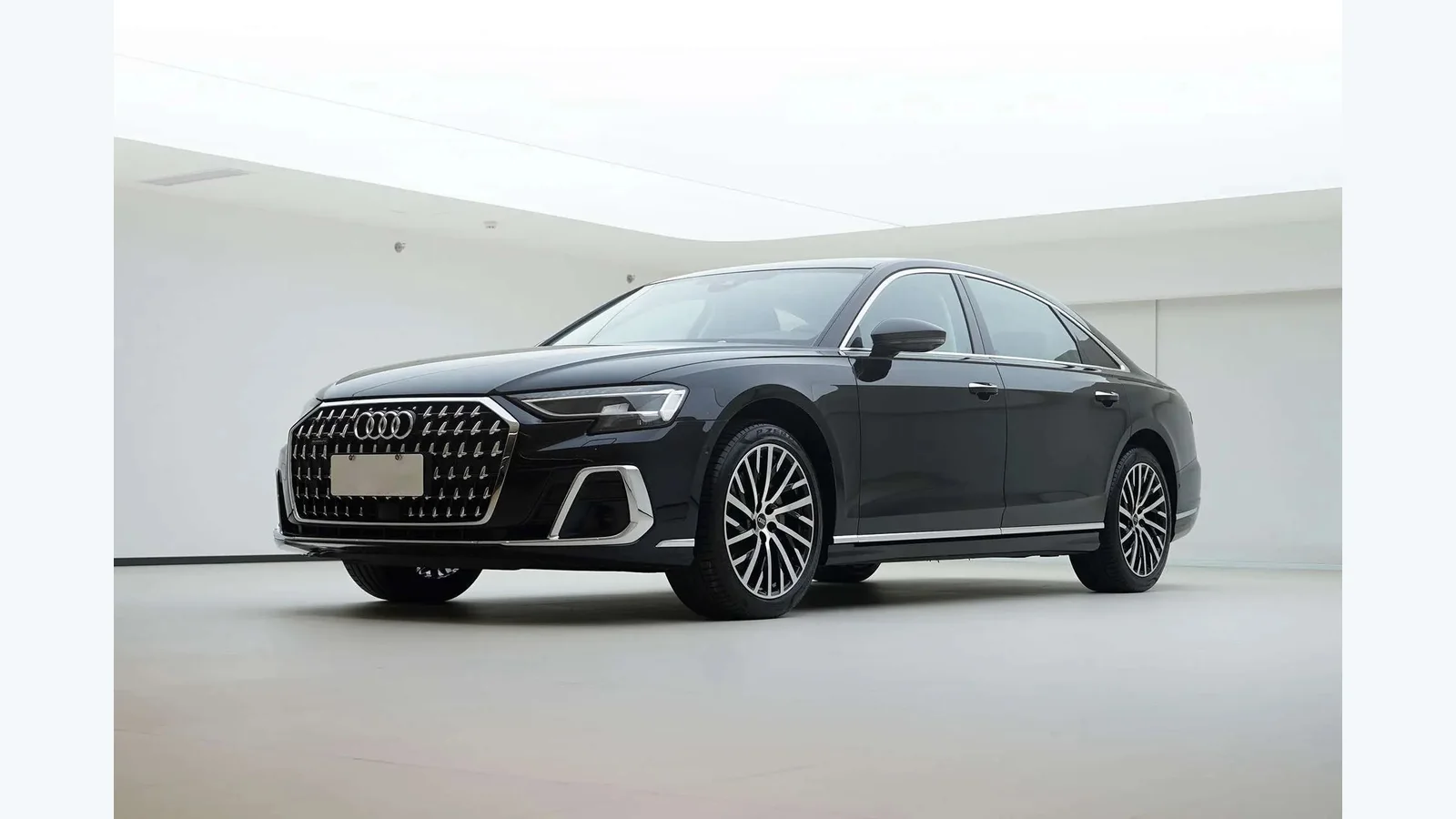 Used Audi A8 Front 45-degree reference for China export