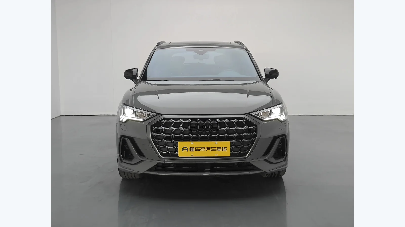 Used Audi Q3 Side profile thumbnail