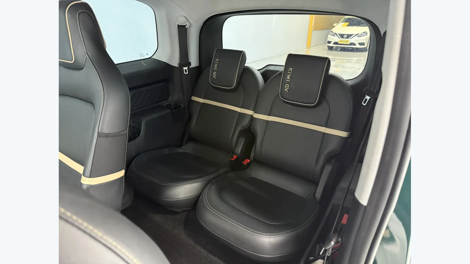 Used Baojun KiWi EV Photo 12 thumbnail