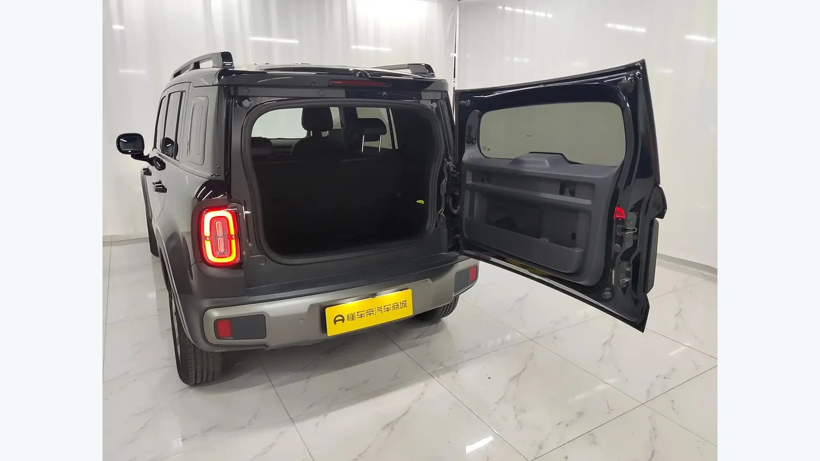 Used Baojun Yep Plus Photo 13 thumbnail