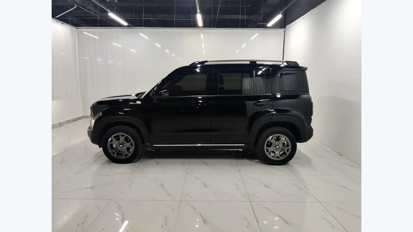 Used Baojun Yep Plus Rear 45-degree thumbnail
