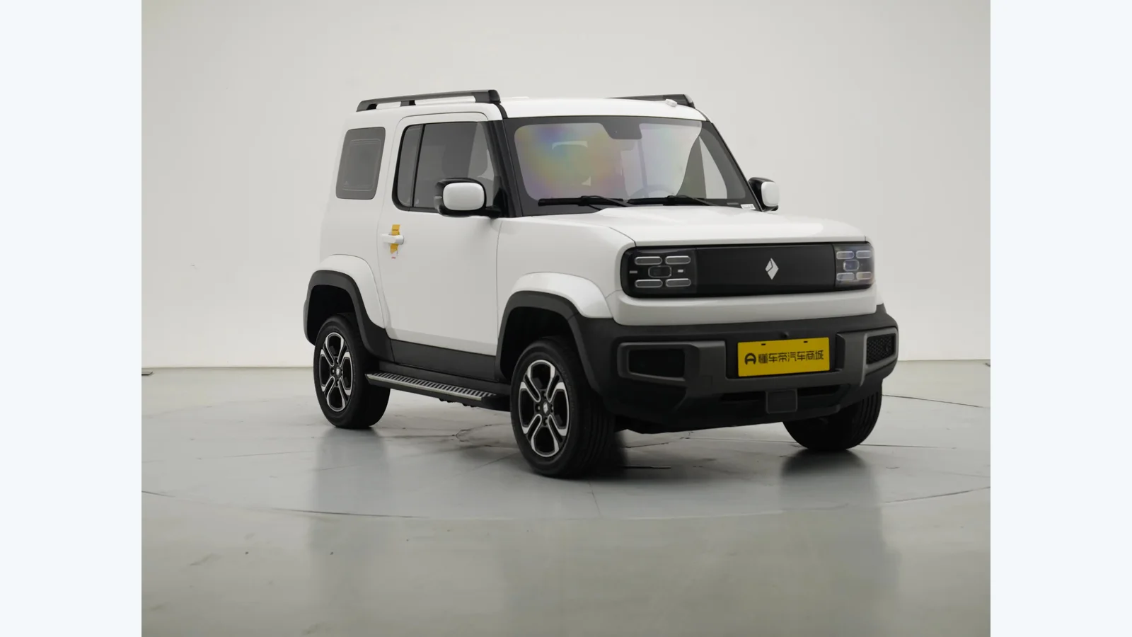 Used Baojun Yep Rear 45-degree thumbnail