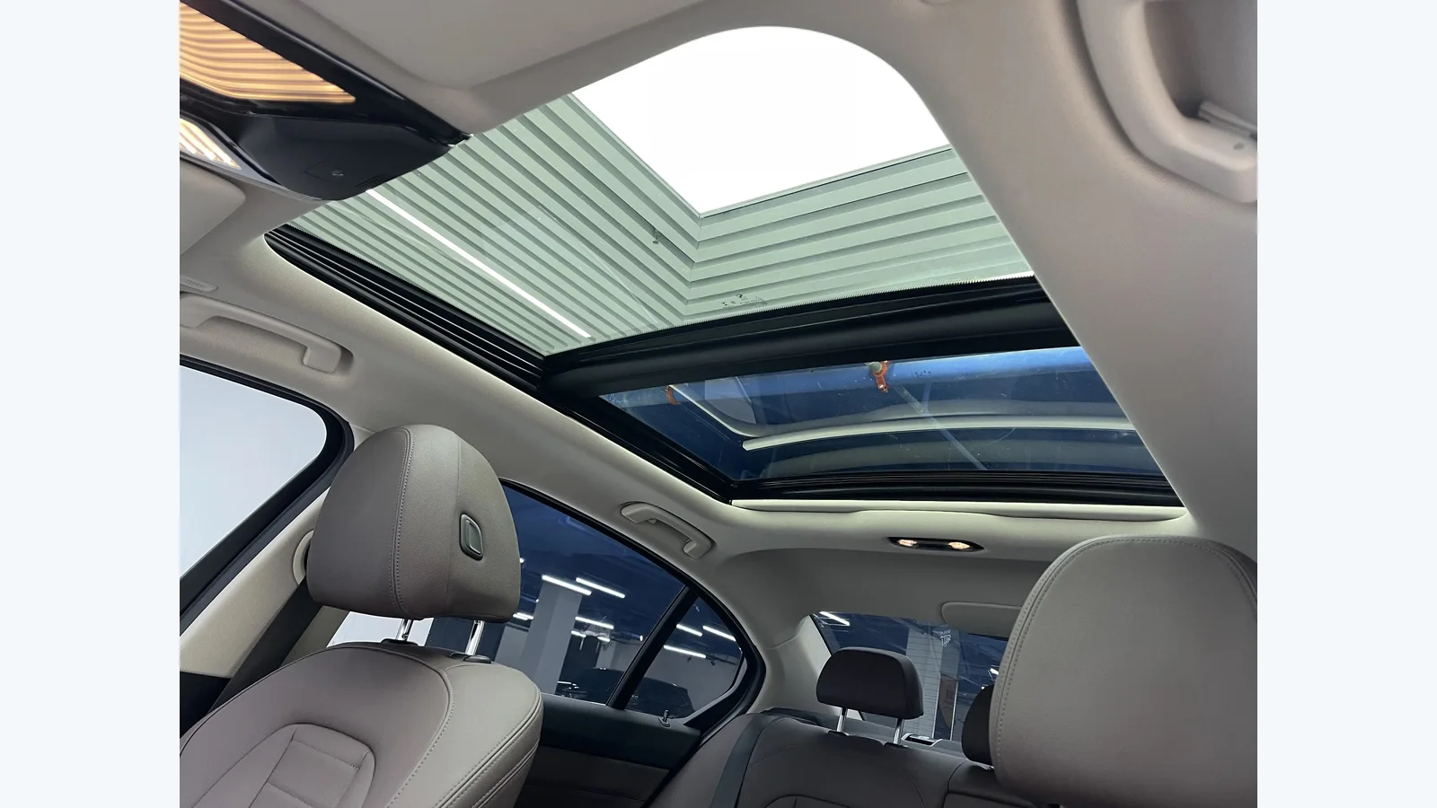 Used BMW 3 Series Photo 13 thumbnail
