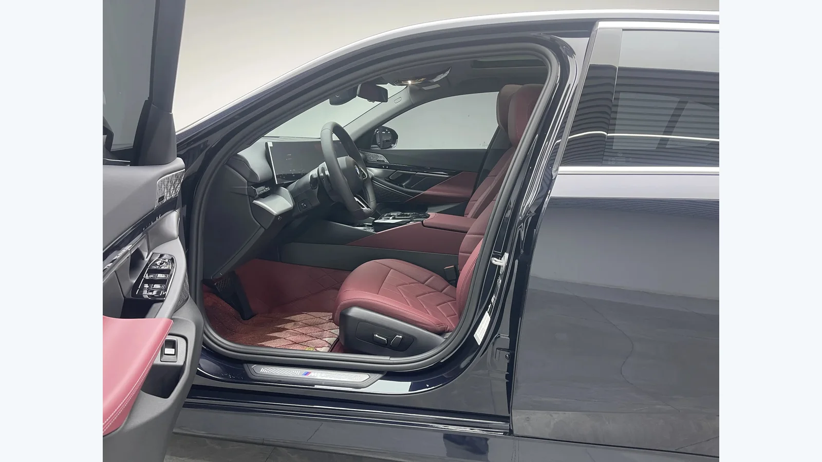 Used BMW 5 Series Photo 11 thumbnail