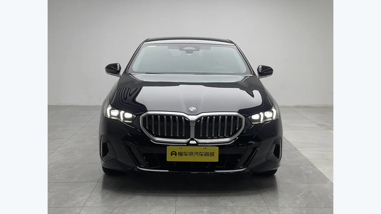 Used BMW 5 Series Side profile thumbnail