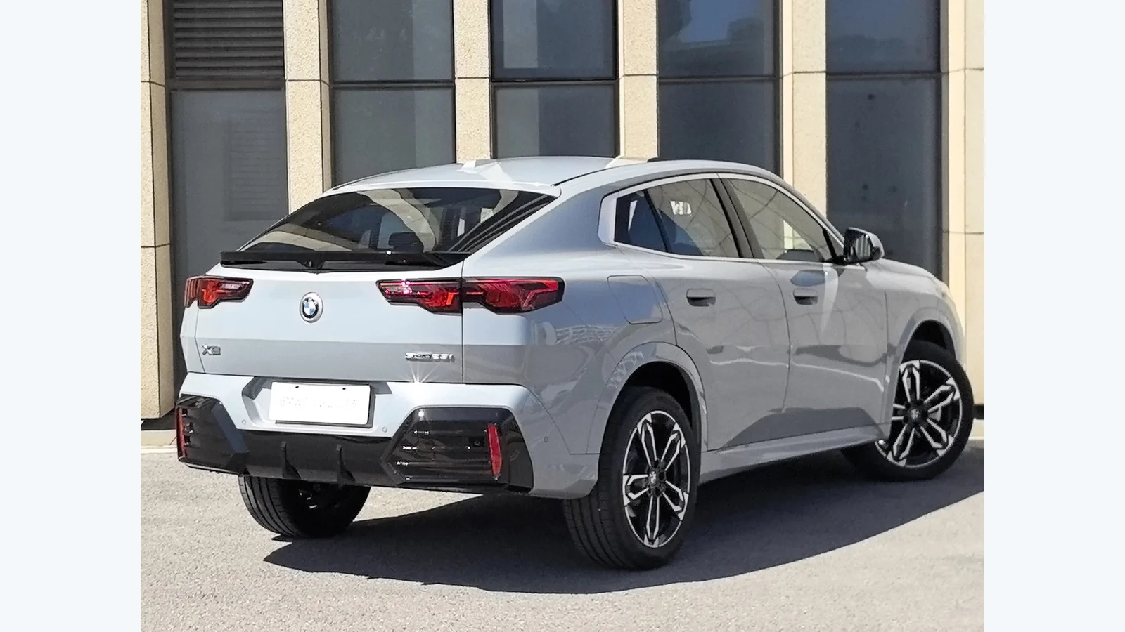 Used BMW X2 Seats thumbnail
