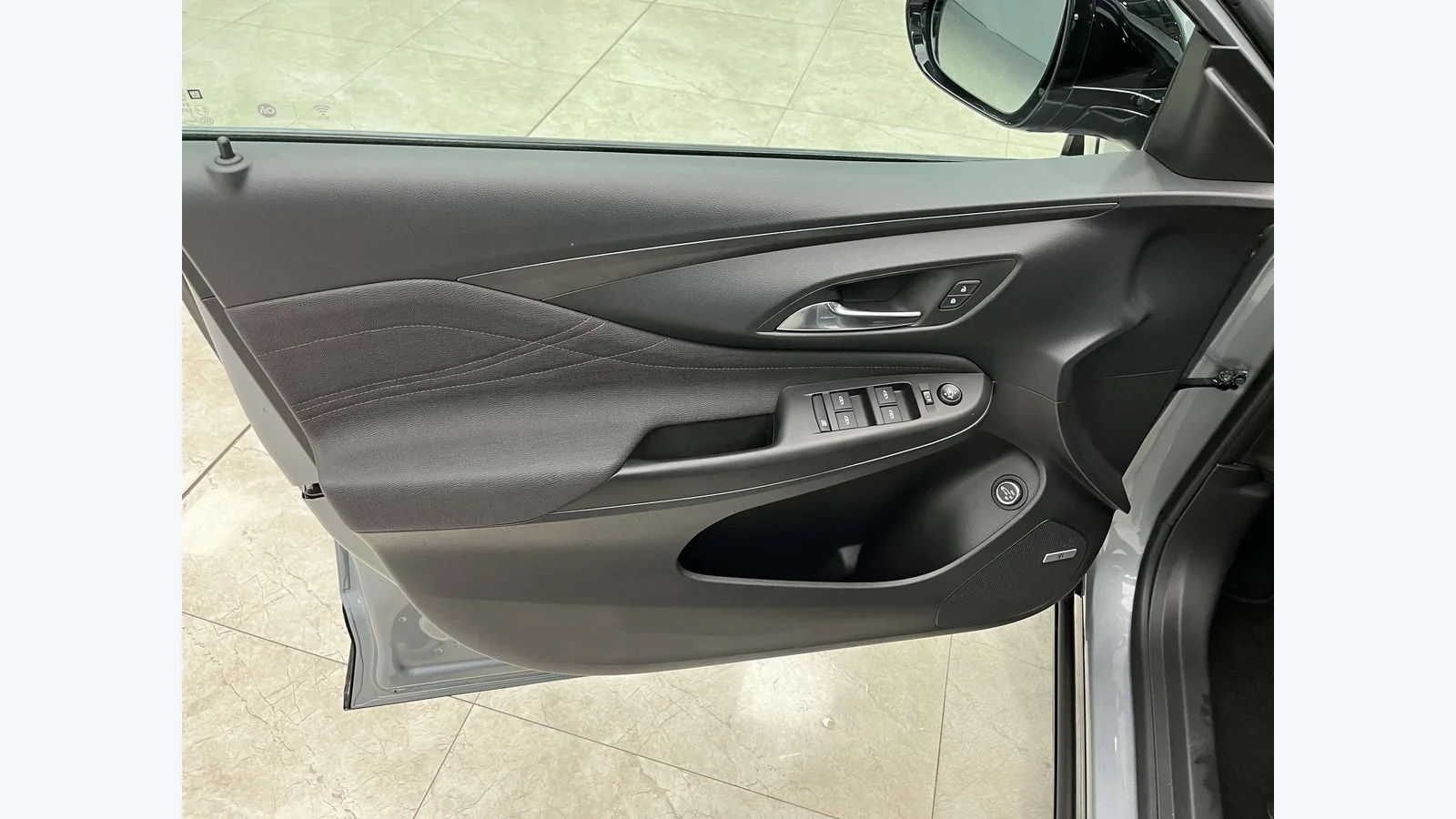 Used Buick Envista Photo 17 thumbnail