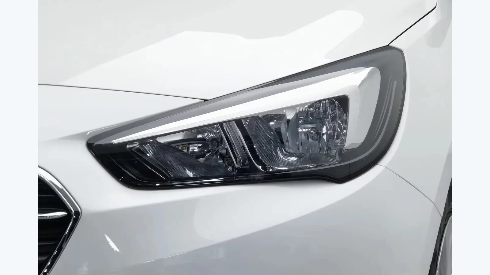 Used Buick Excelle Photo 1 thumbnail