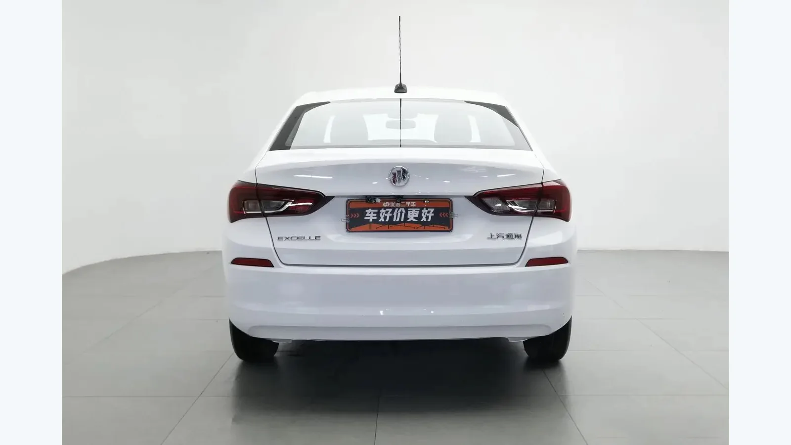 Used Buick Excelle Rear 45-degree thumbnail
