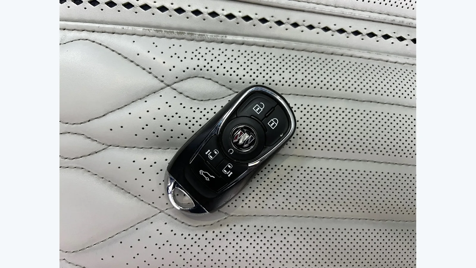 Used Buick GL8 Avenir Photo 7 thumbnail