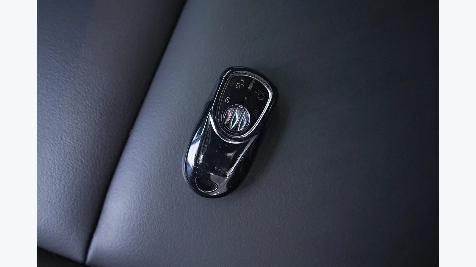 Used Buick Regal Photo 7 thumbnail