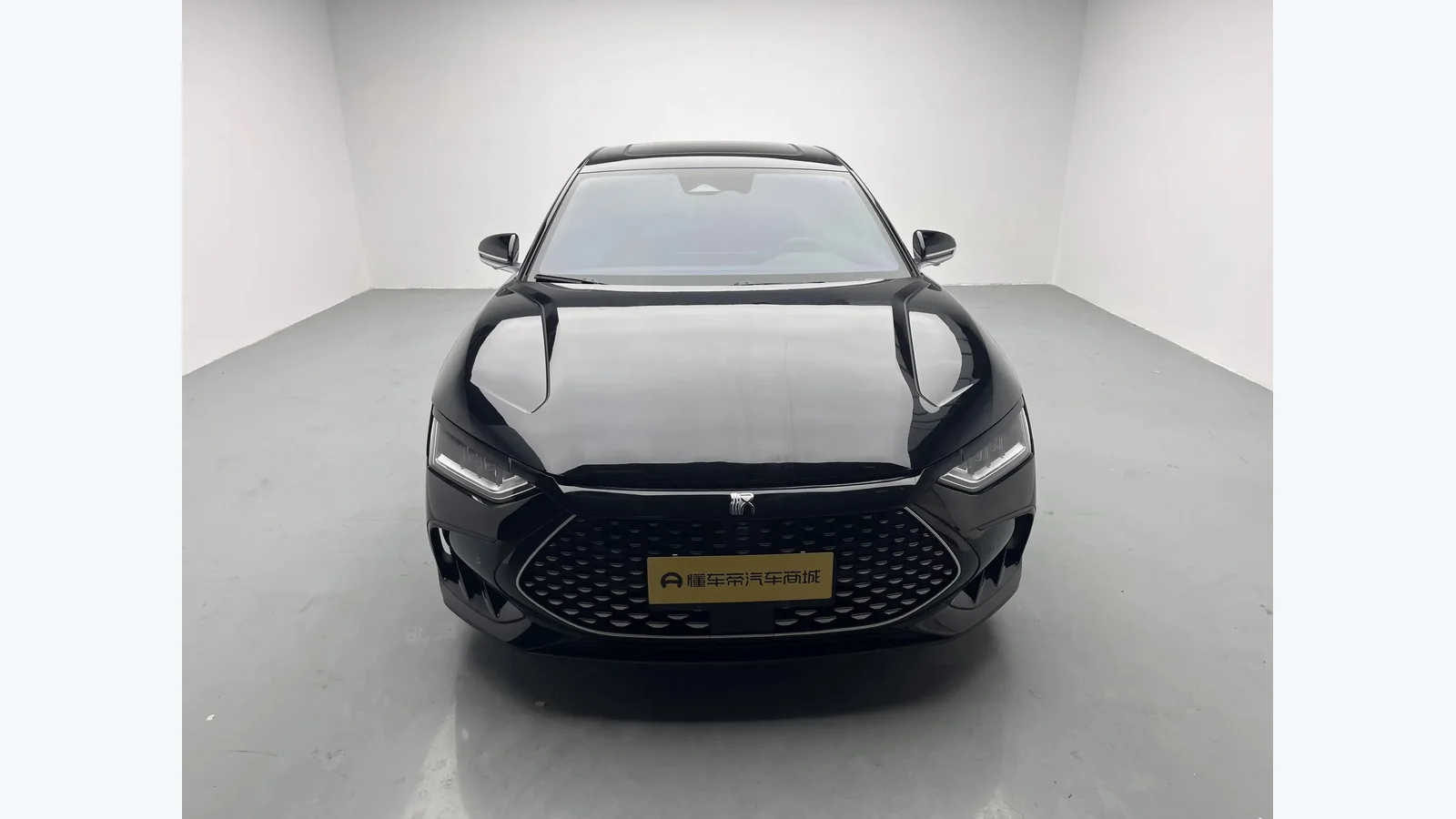 Used BYD Han DM-i Side profile thumbnail