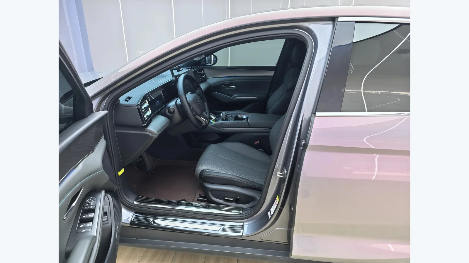 Used BYD Qin L DM-i Photo 11 thumbnail