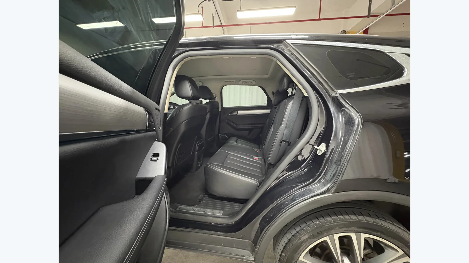 Used BYD Tang Photo 12 thumbnail