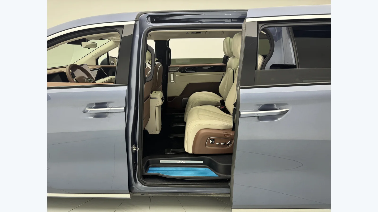 Used BYD Xia Photo 1 thumbnail