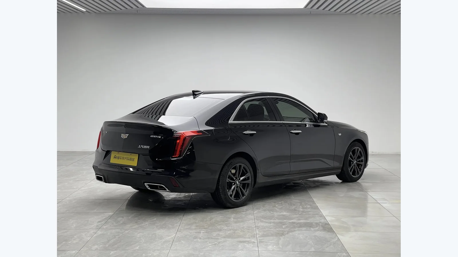 Used Cadillac CT4 Photo 1 thumbnail