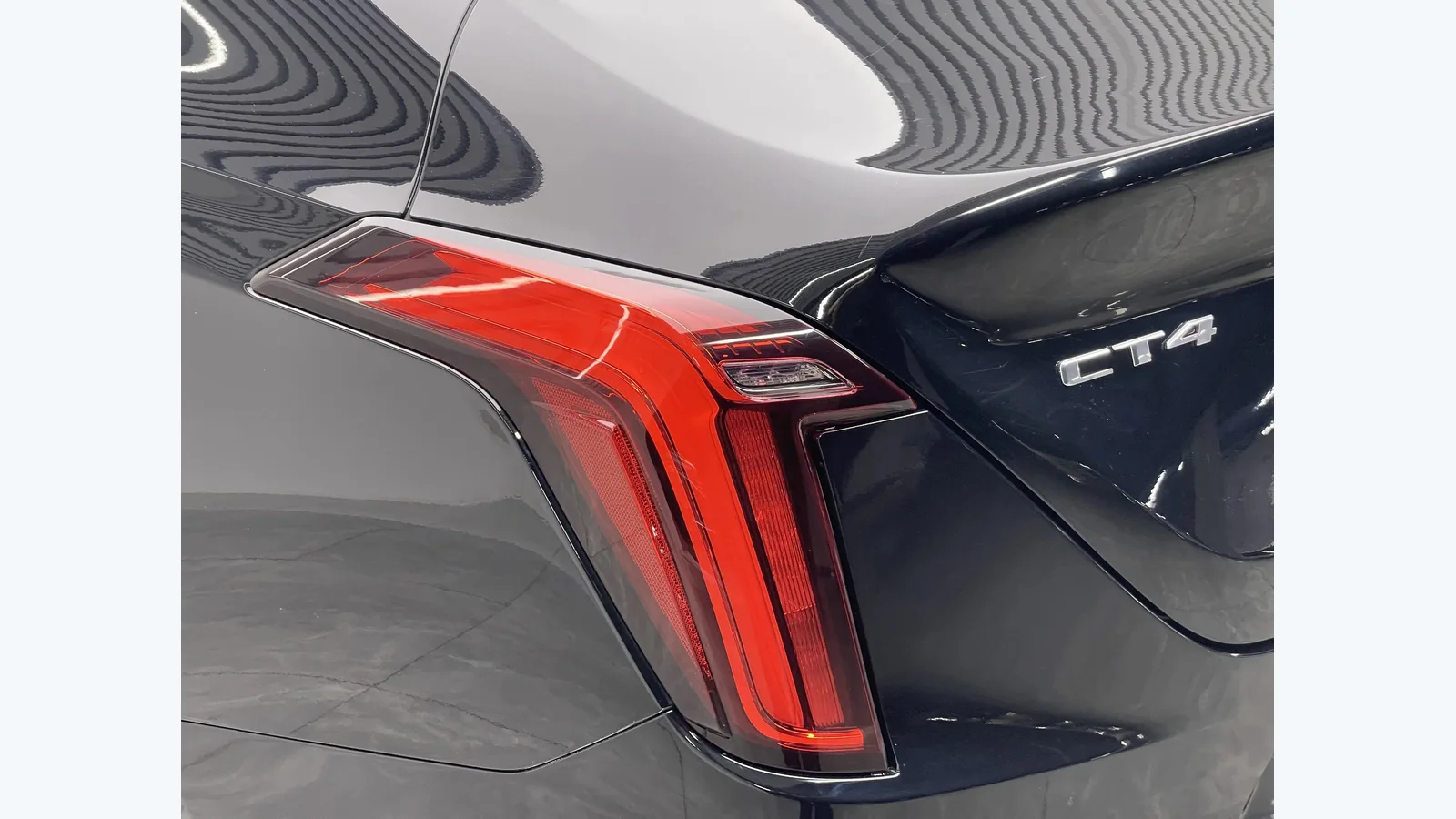 Used Cadillac CT4 Photo 4 thumbnail