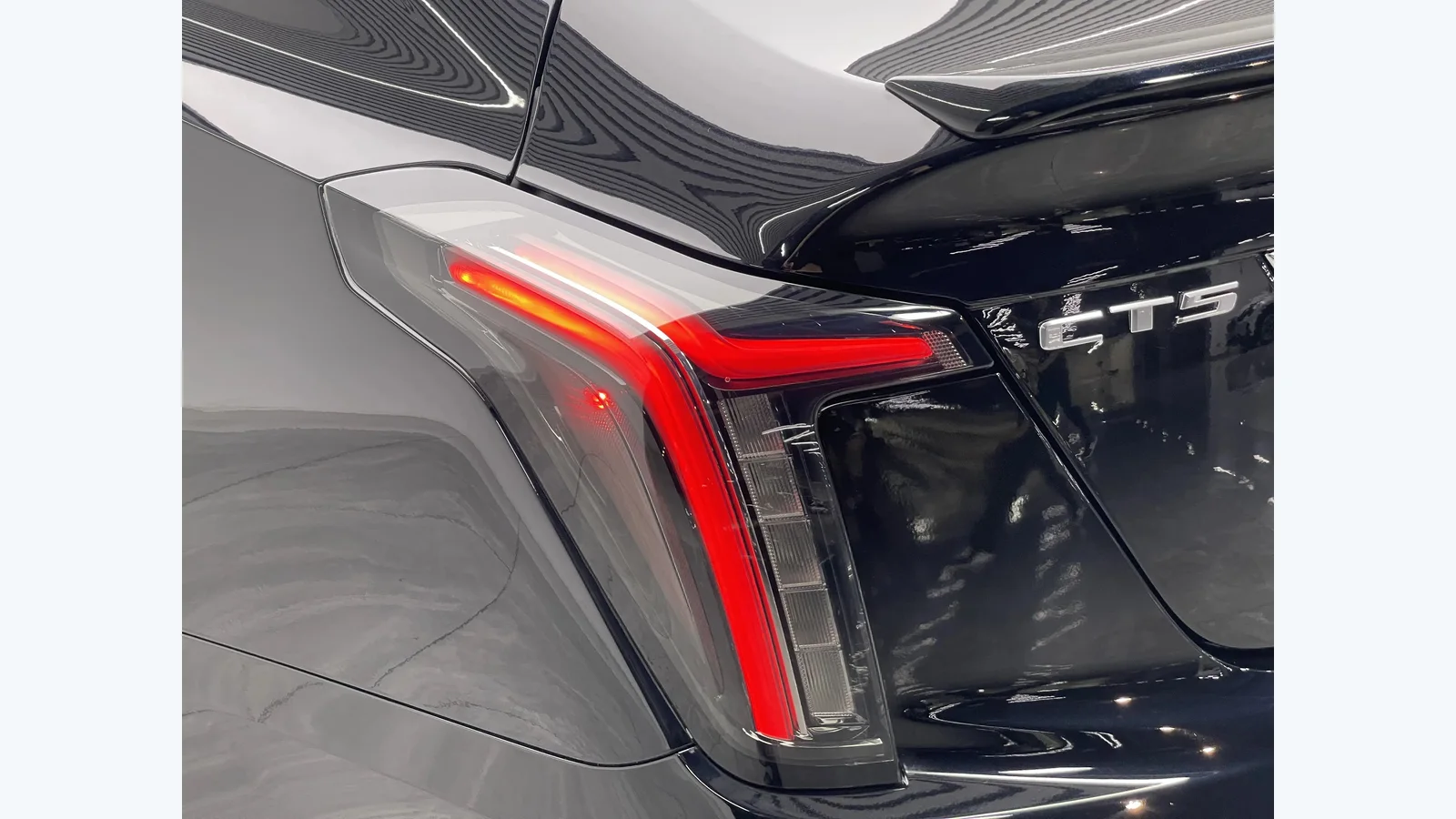 Used Cadillac CT5 Photo 4 thumbnail