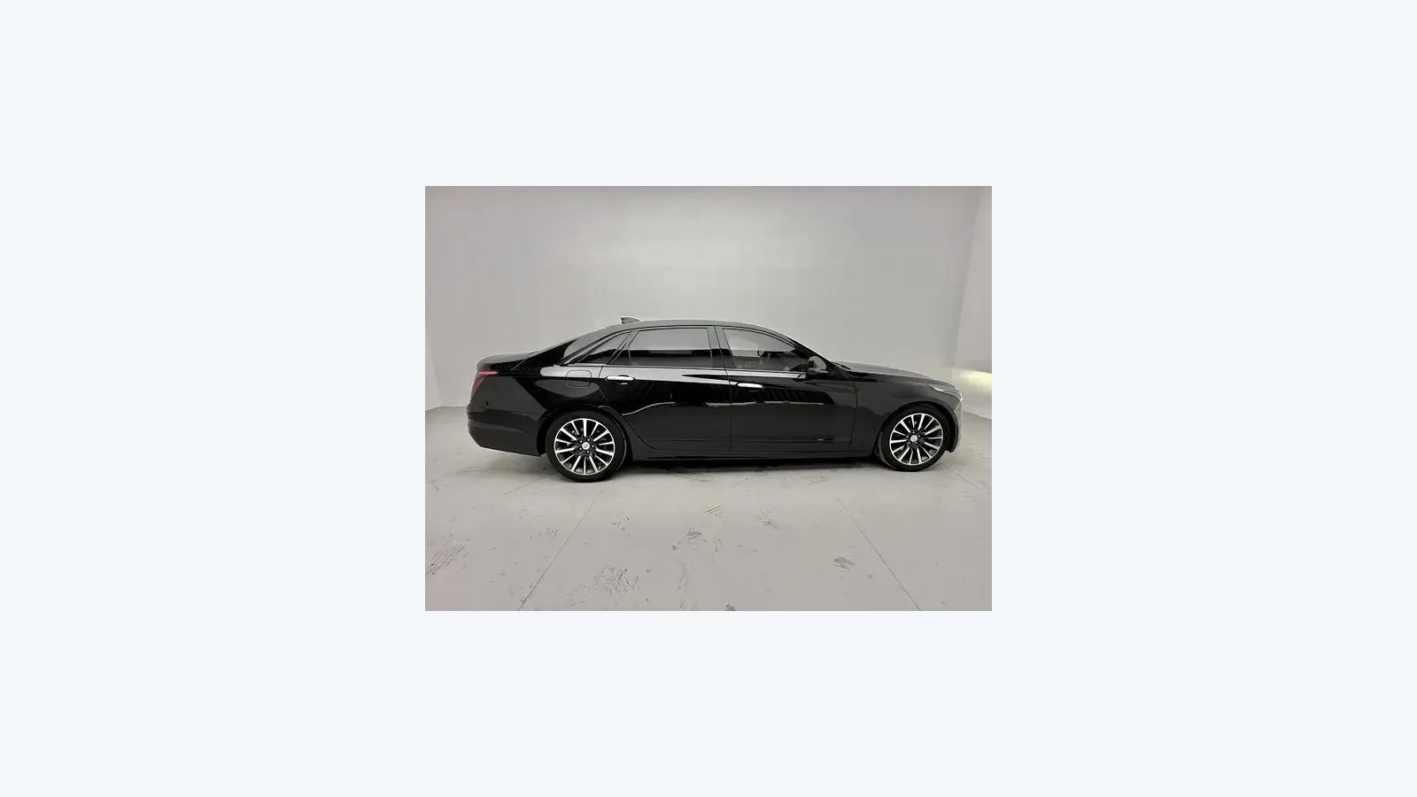 Used Cadillac CT6 Photo 2 thumbnail