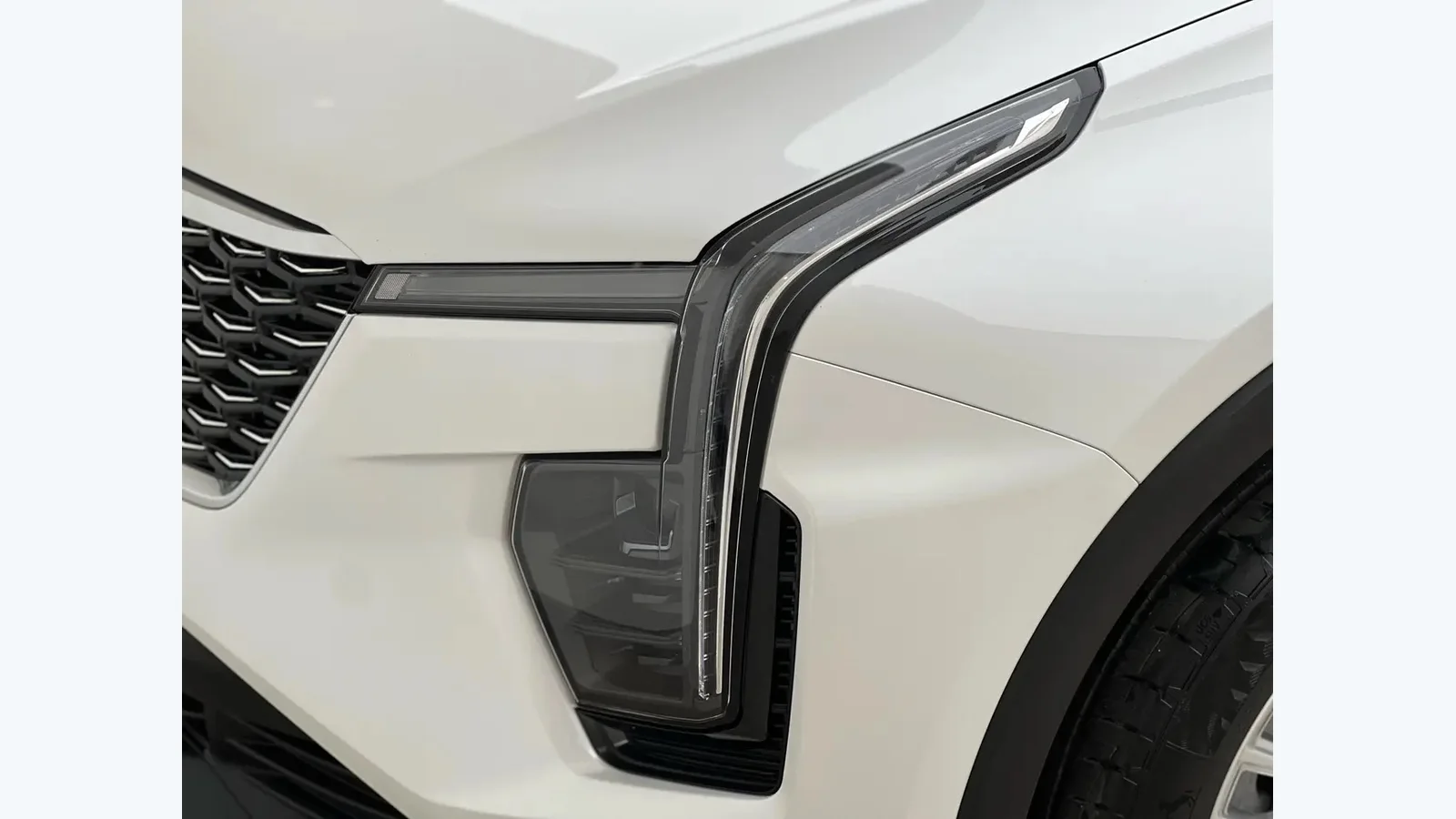 Used Cadillac XT4 Photo 1 thumbnail
