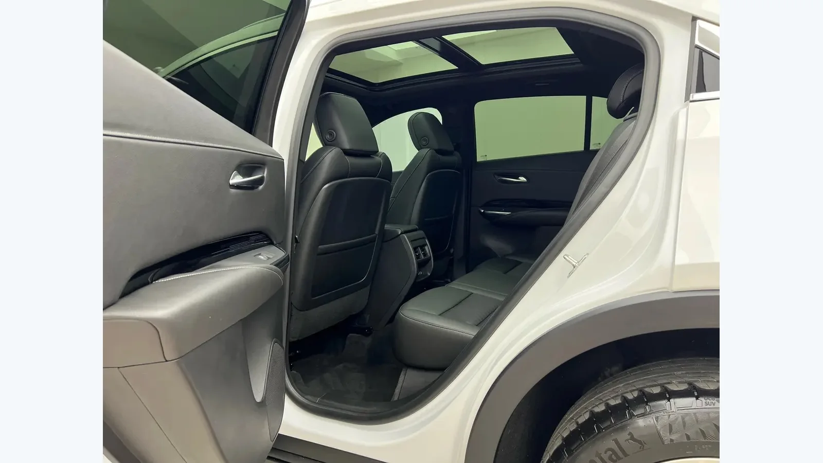 Used Cadillac XT4 Photo 14 thumbnail