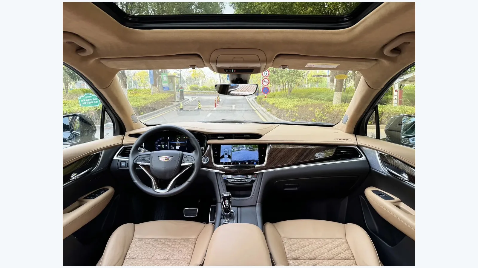 Used Cadillac XT6 Photo 6 thumbnail