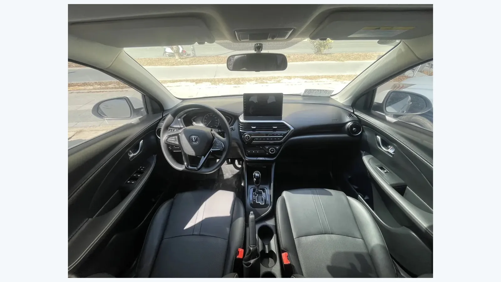 Used Changan Alsvin Photo 1 thumbnail