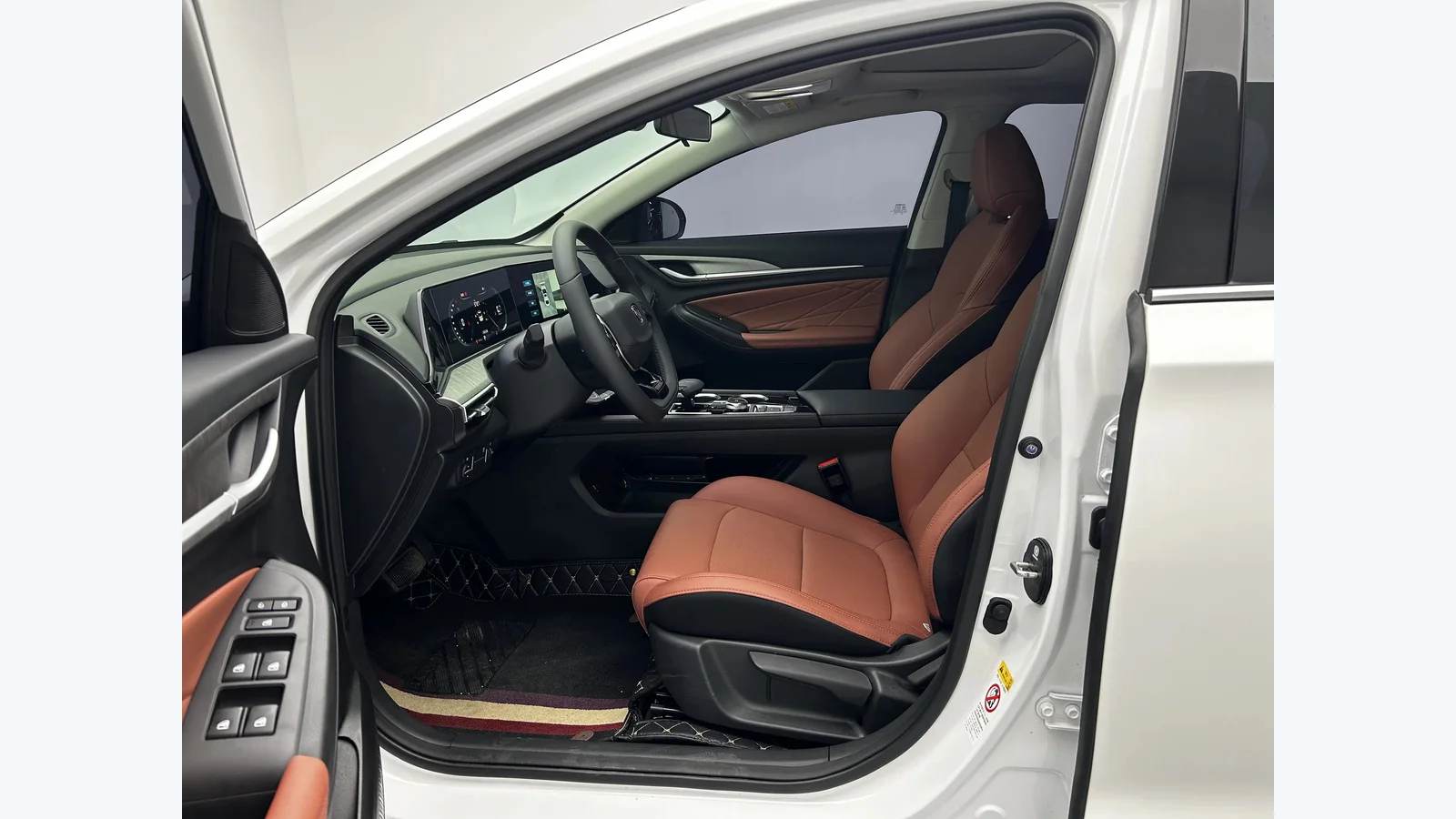 Used Changan Eado Plus Photo 11 thumbnail