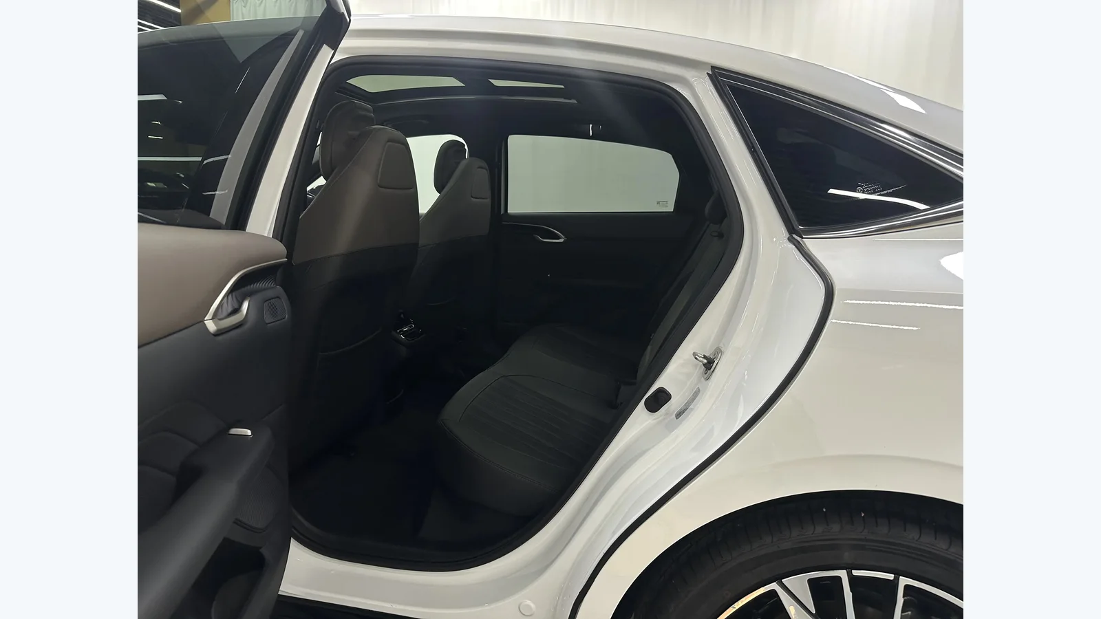 Used Changan Eado Photo 12 thumbnail