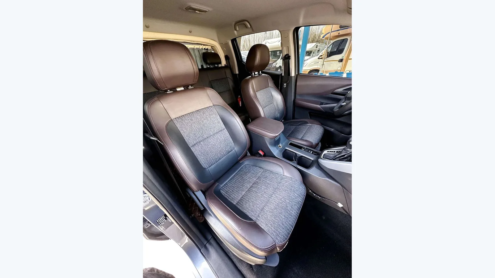 Used Changan Kaicene F70 Photo 5 thumbnail