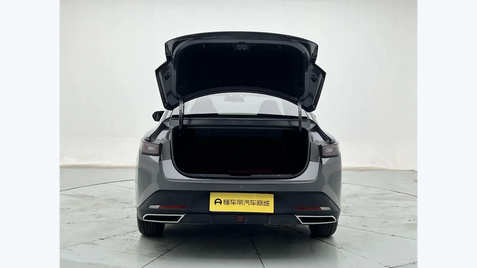 Used Changan Lamore Photo 22 thumbnail