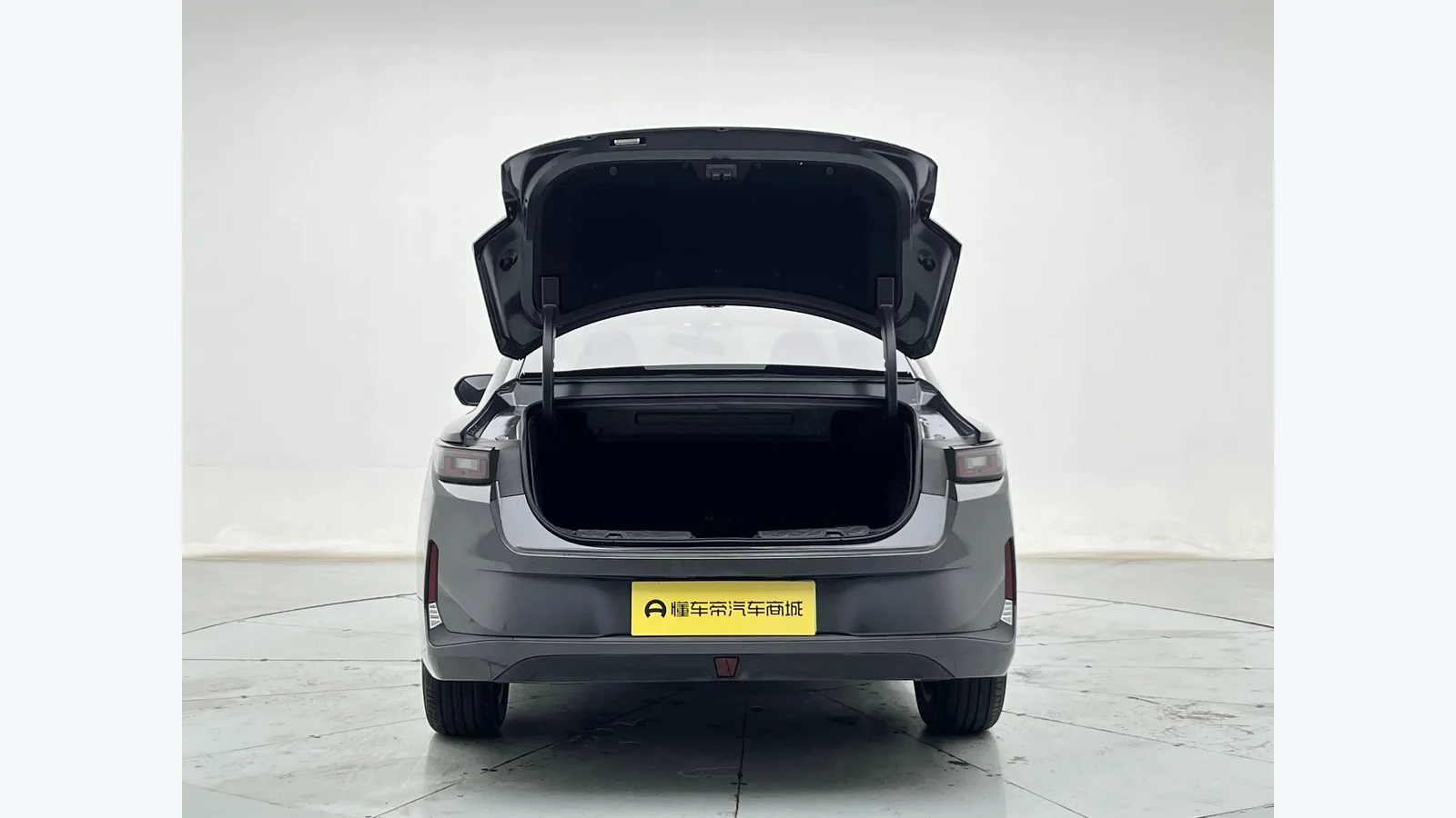 Used Changan Qiyuan A05 Photo 22 thumbnail