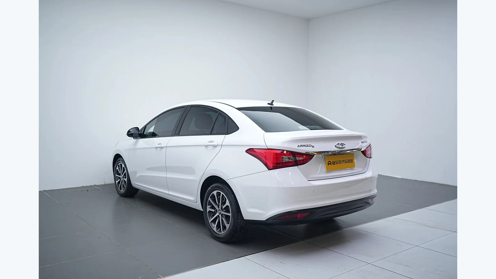 Used Chery Arrizo 5 Seats thumbnail