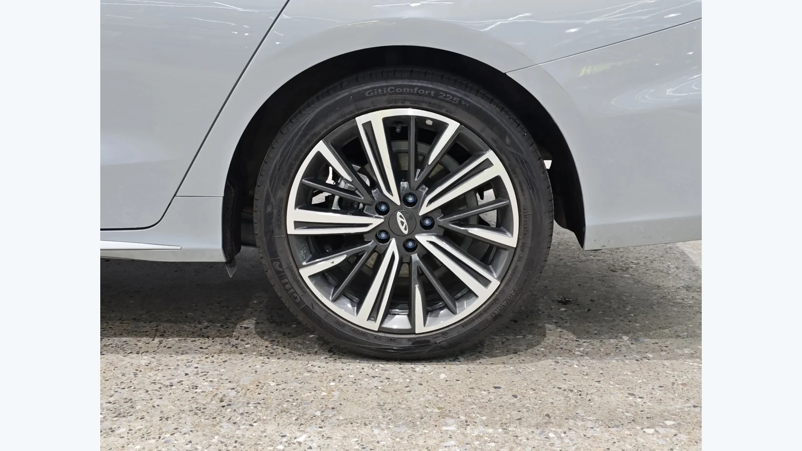 Used Chery Arrizo 8 Photo 5 thumbnail