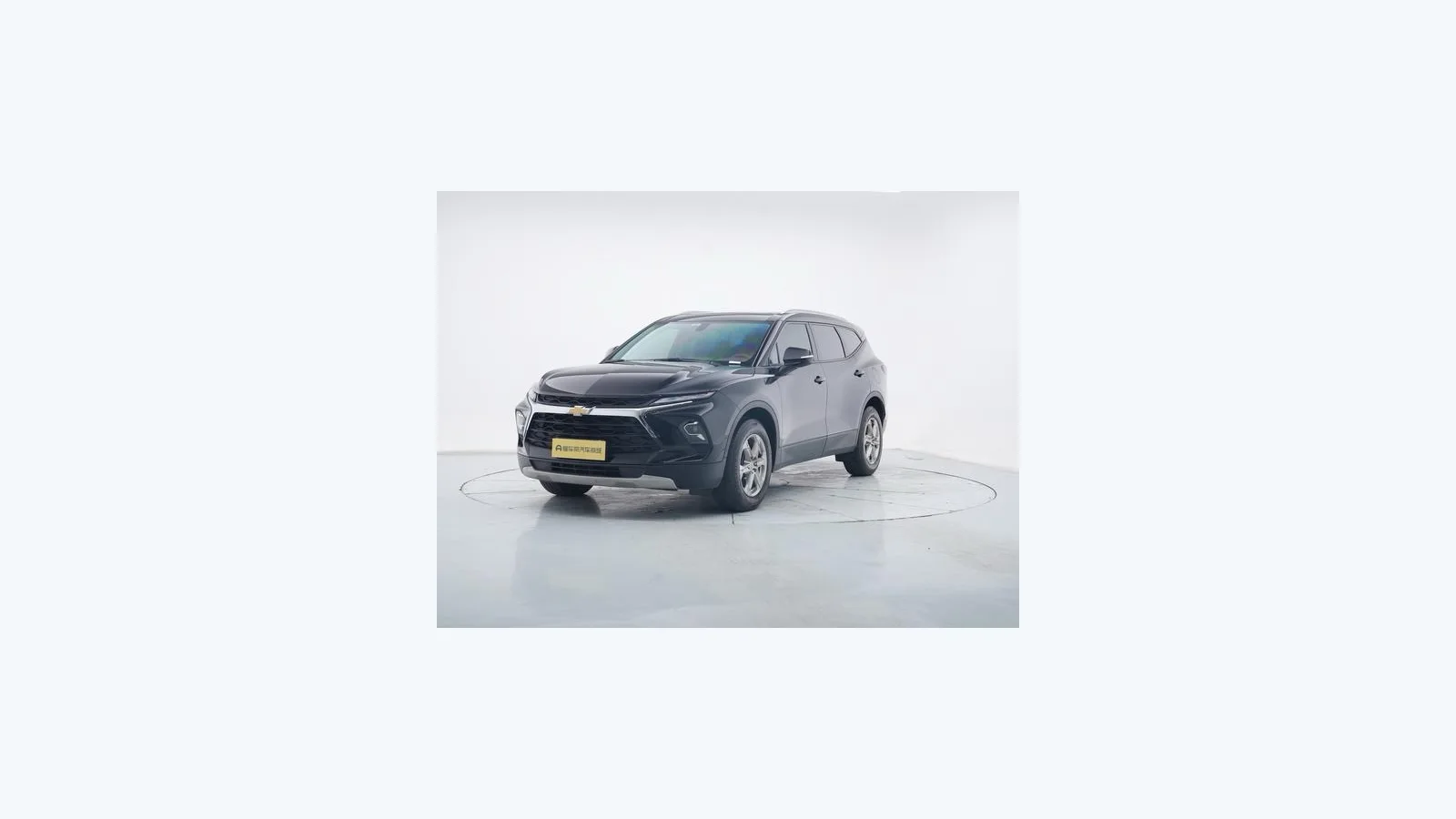 Used Chevrolet Blazer Front 45-degree reference for China export