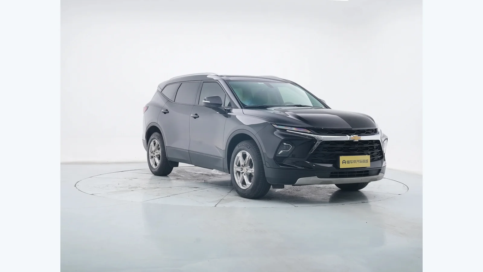 Used Chevrolet Blazer Rear 45-degree thumbnail