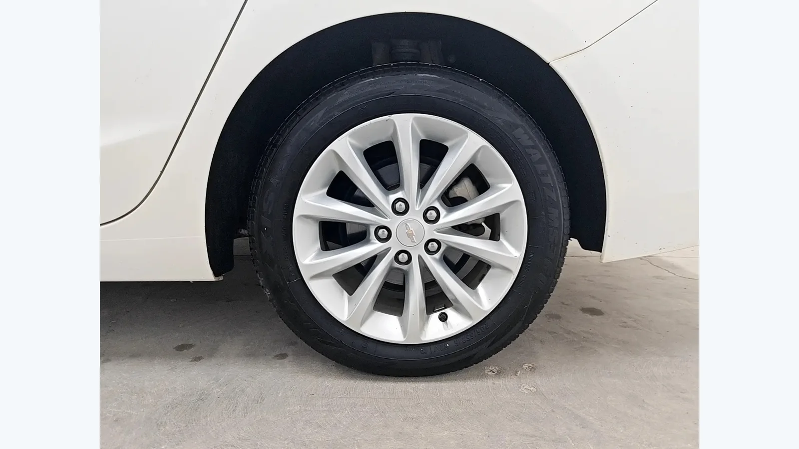 Used Chevrolet Cruze Photo 5 thumbnail