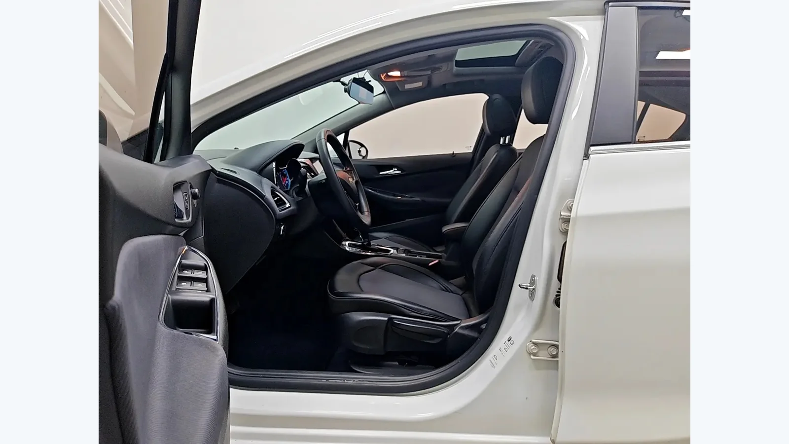 Used Chevrolet Cruze Photo 11 thumbnail