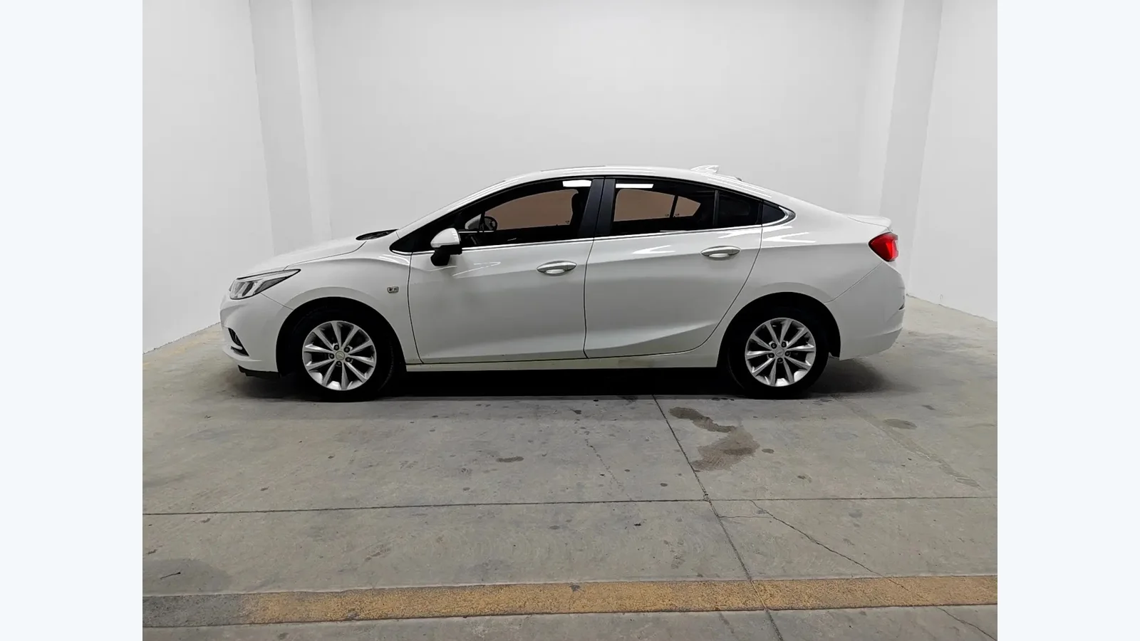 Used Chevrolet Cruze Dashboard thumbnail
