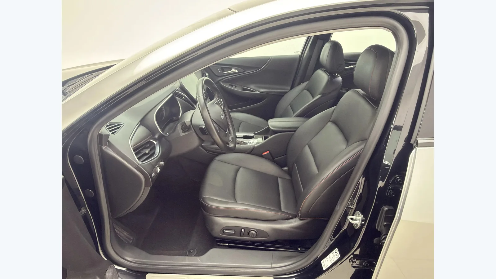 Used Chevrolet Malibu XL Photo 11 thumbnail