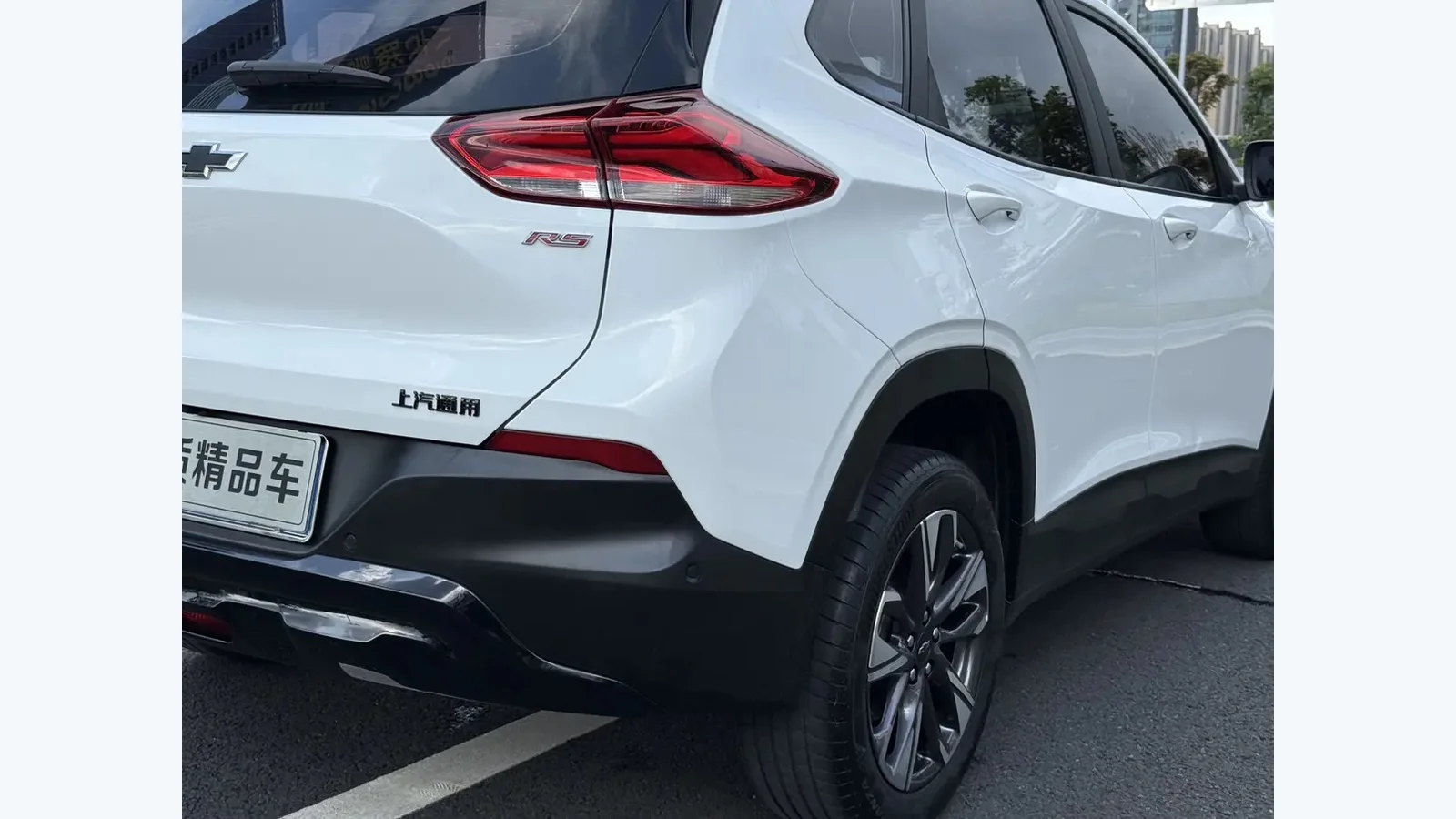 Used Chevrolet Tracker Photo 6 thumbnail