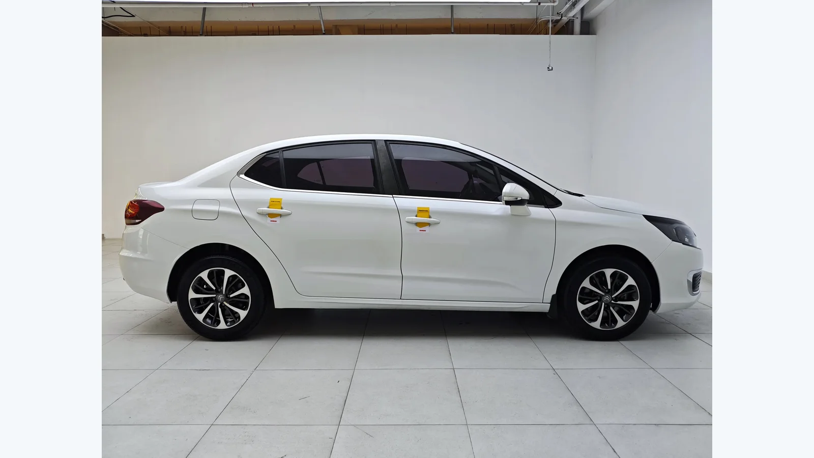 Used Citroën C4L Photo 3 thumbnail