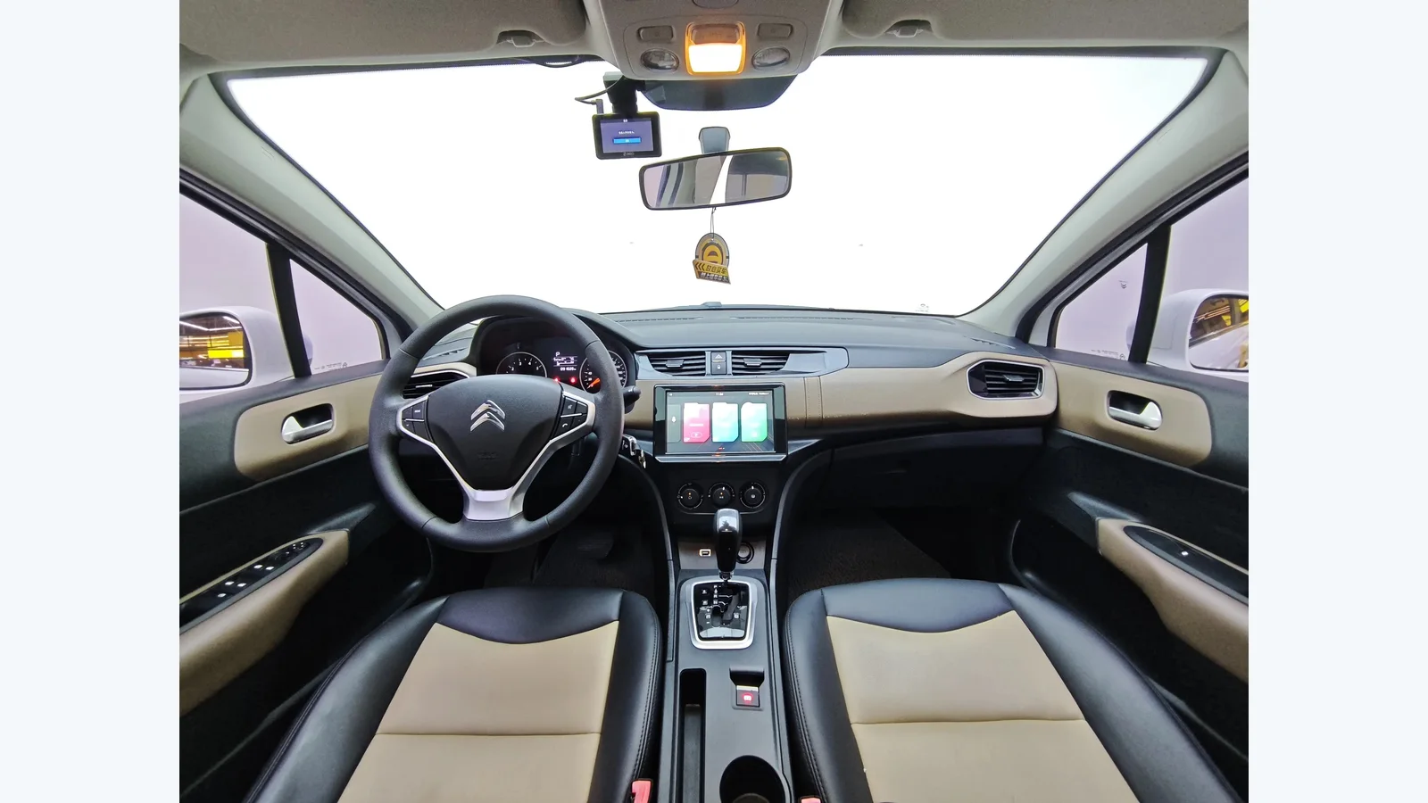 Used Citroën C4L Photo 9 thumbnail