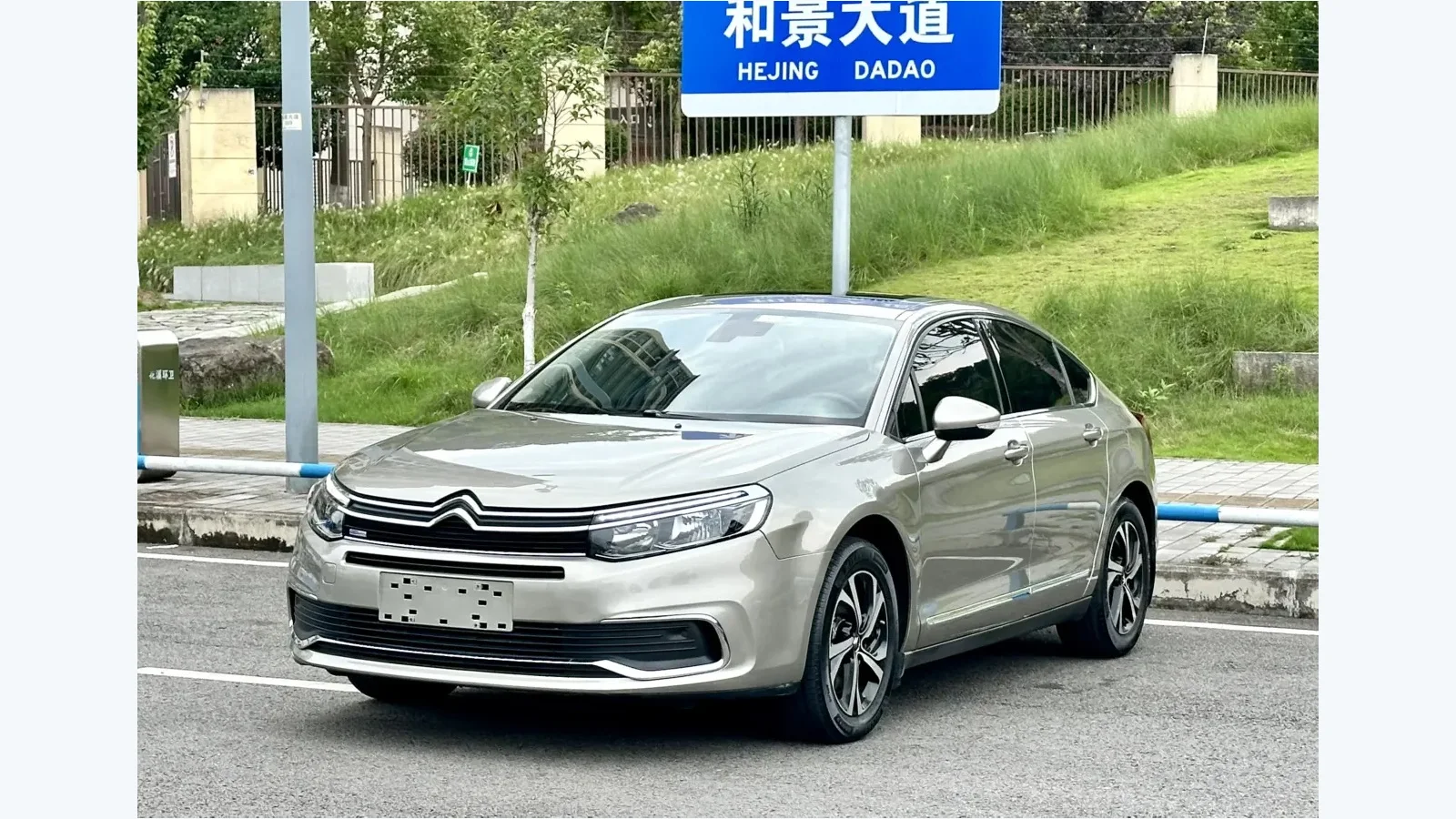 Used Citroën C5 Aircross Front 45-degree reference for China export