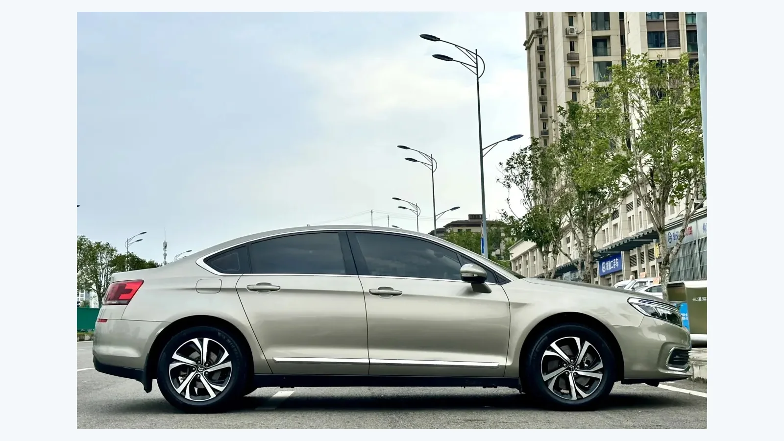 Used Citroën C5 Aircross Photo 2 thumbnail