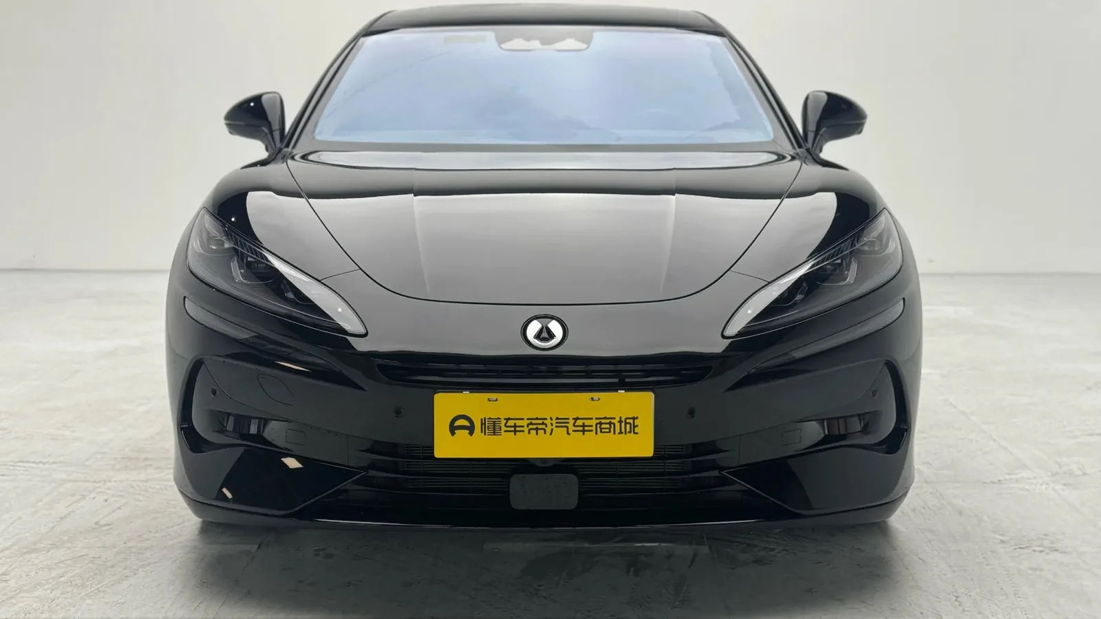 Used Denza Z9 GT Side profile thumbnail