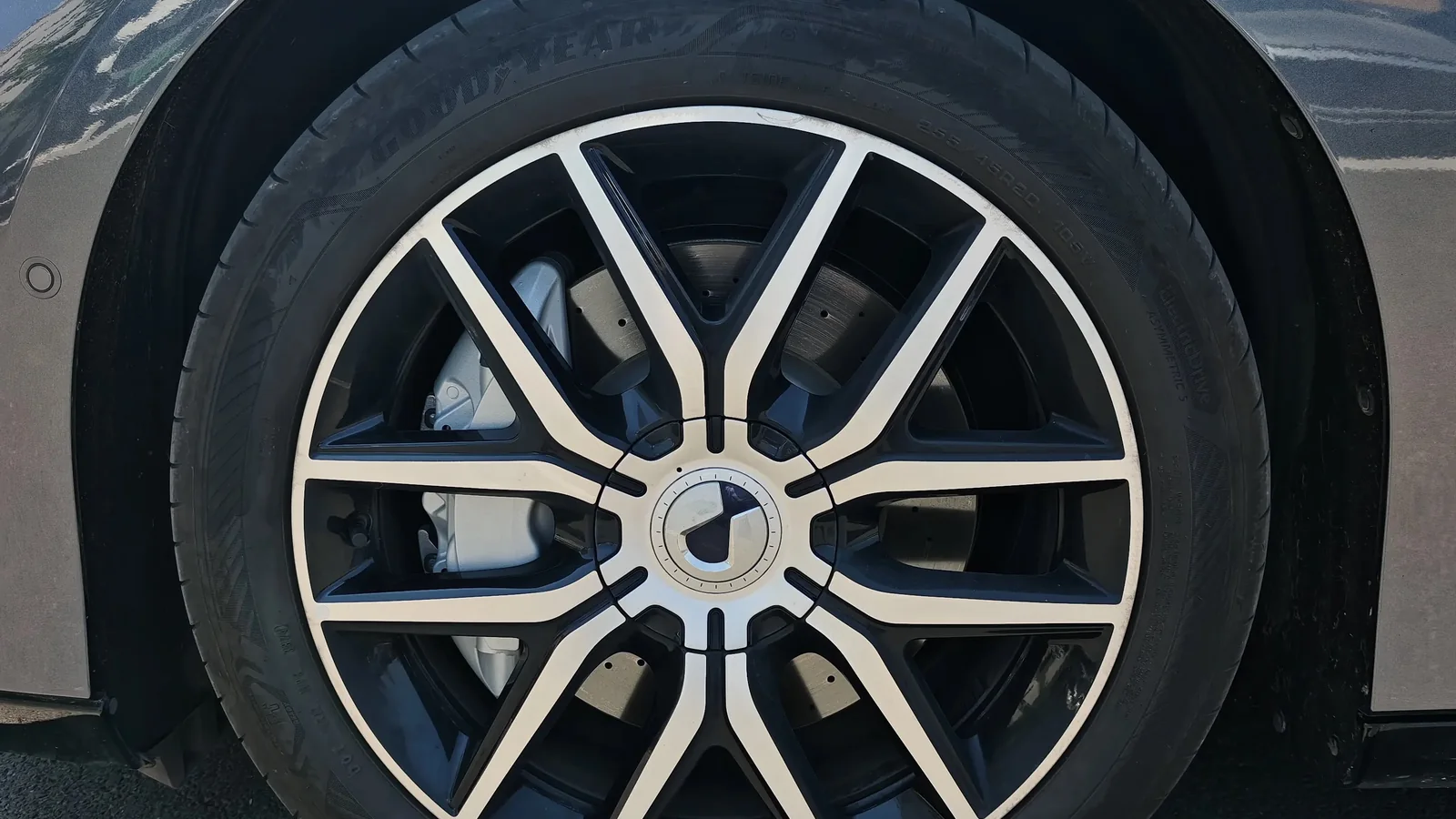 Used Denza Z9 Details thumbnail