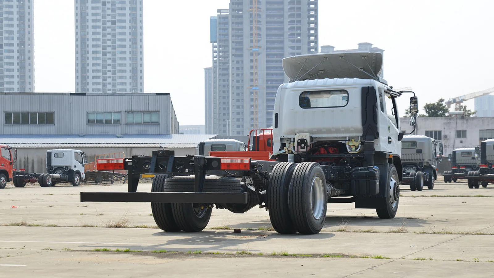 Used Dongfeng Captain Photo 22 thumbnail