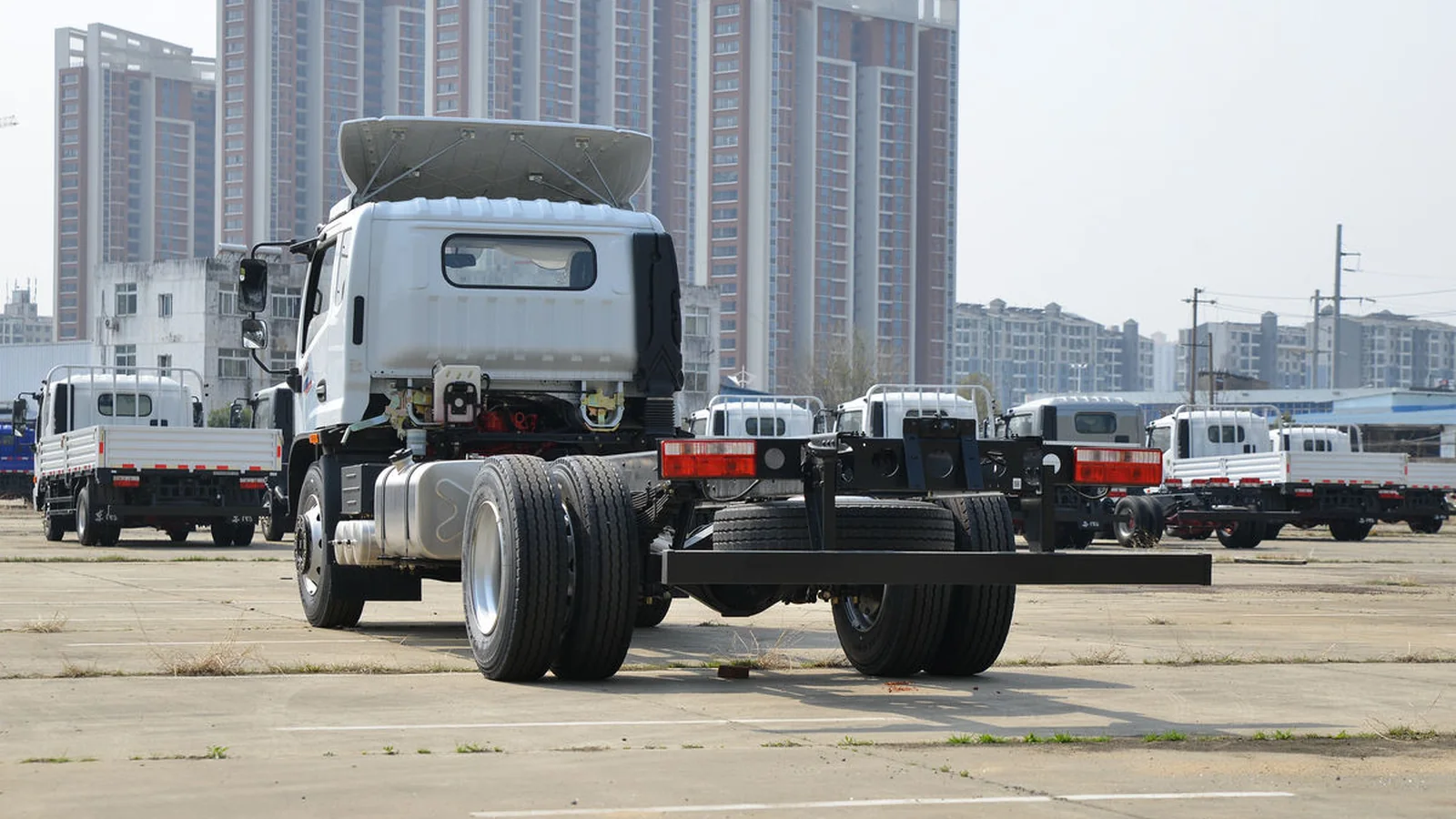 Used Dongfeng Captain Photo 24 thumbnail